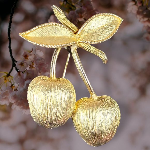 Vintage Brooch Signed Sarah Coventry Gold Tone Cherries - Picture 1 of 8